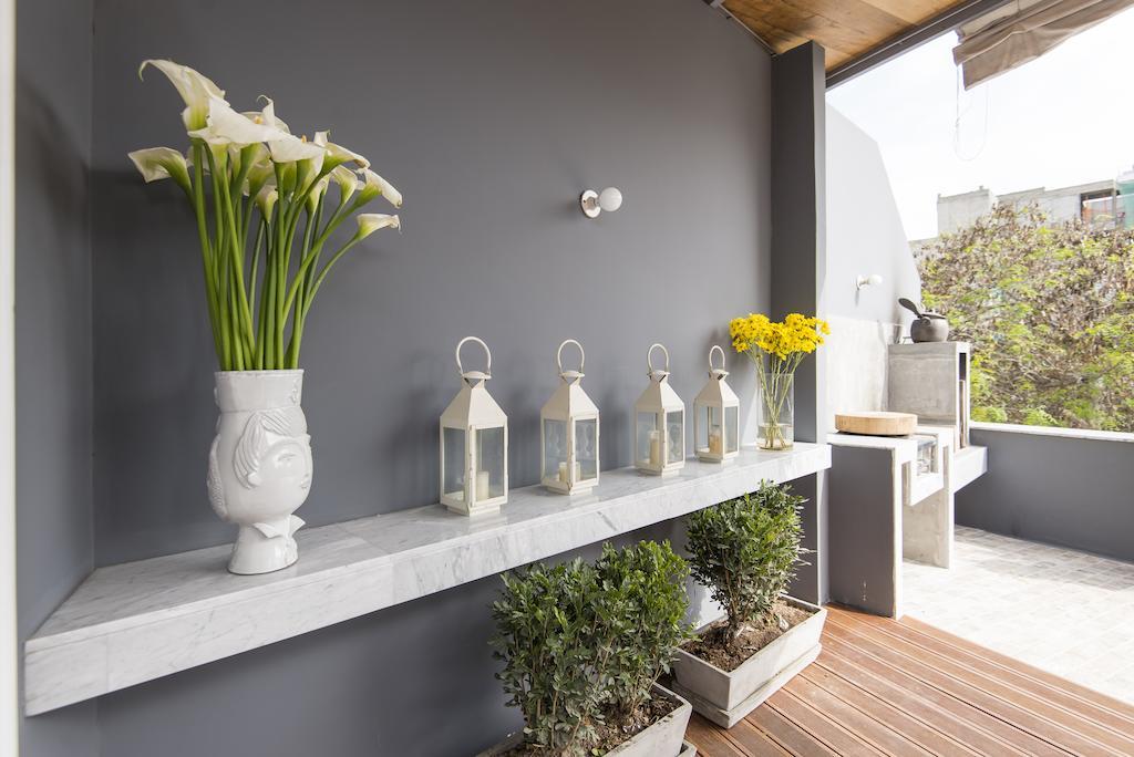 Manor House Lima